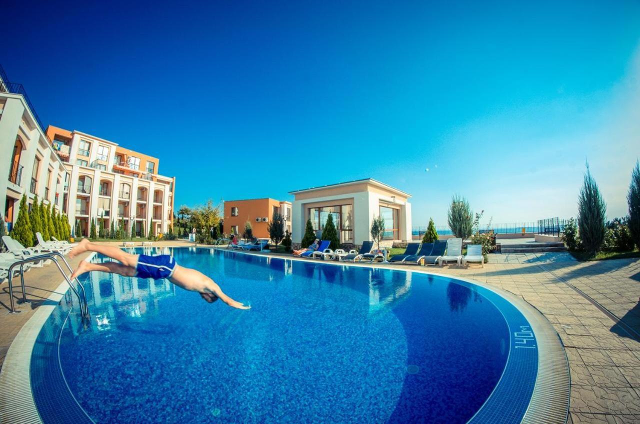 Grand Resort - Imperial Crown Fort Club - Prestige Apartments Elenite Esterno foto